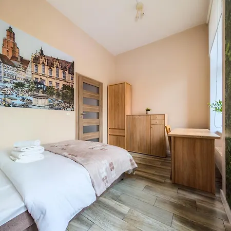 아파트 Glowny Comfort By Bookinghost 브로츠와프