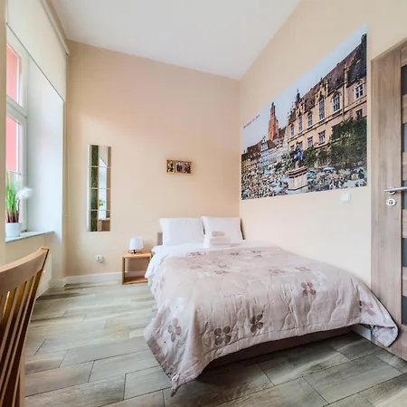 아파트 Glowny Comfort By Bookinghost *